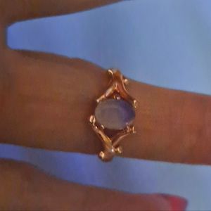 Pretty Opal rose gold ring